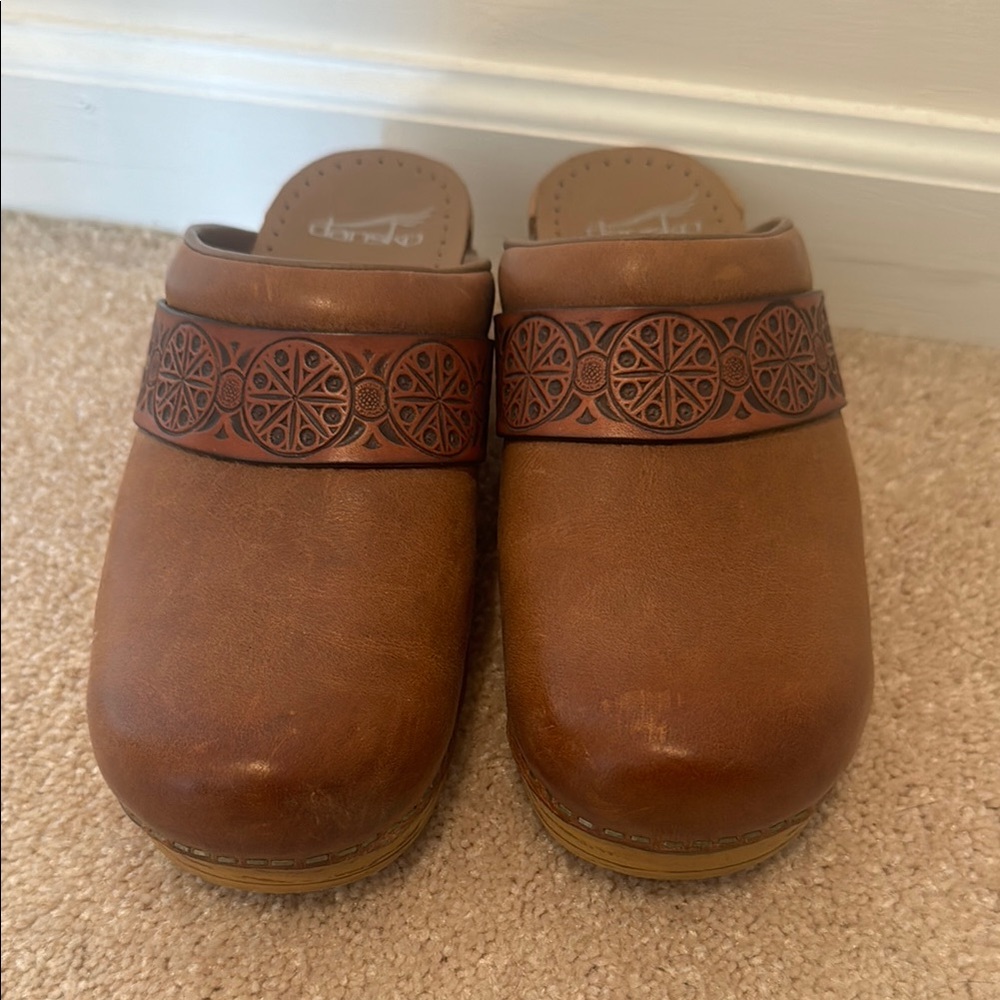 Dansko Brown Leather Clogs with Decorative Band size 8